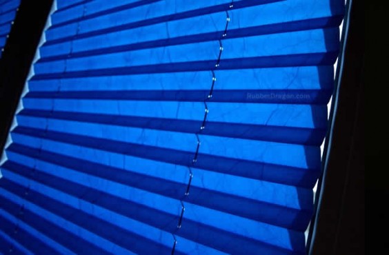 blinds-blue